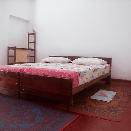 Aeroform Homestay Negombo Bagian luar foto