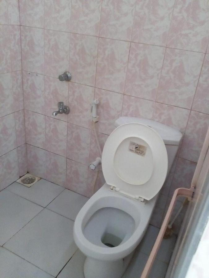 Aeroform Homestay Negombo Bagian luar foto
